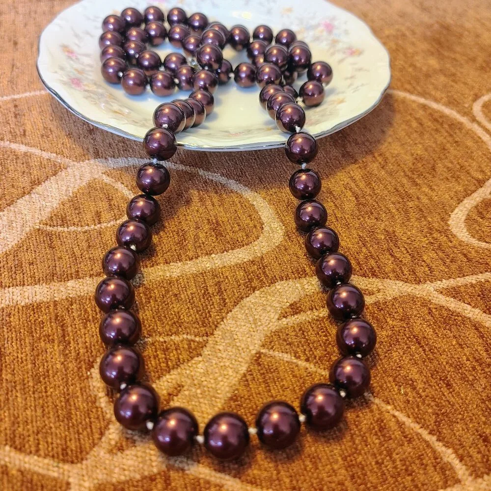 Vintage Burgundy Wine Faux Pearl Glass Bead Hand Knotted Necklace - Picture 1 of 7